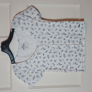 Hollister Floral Baby Tee Must Have Collection